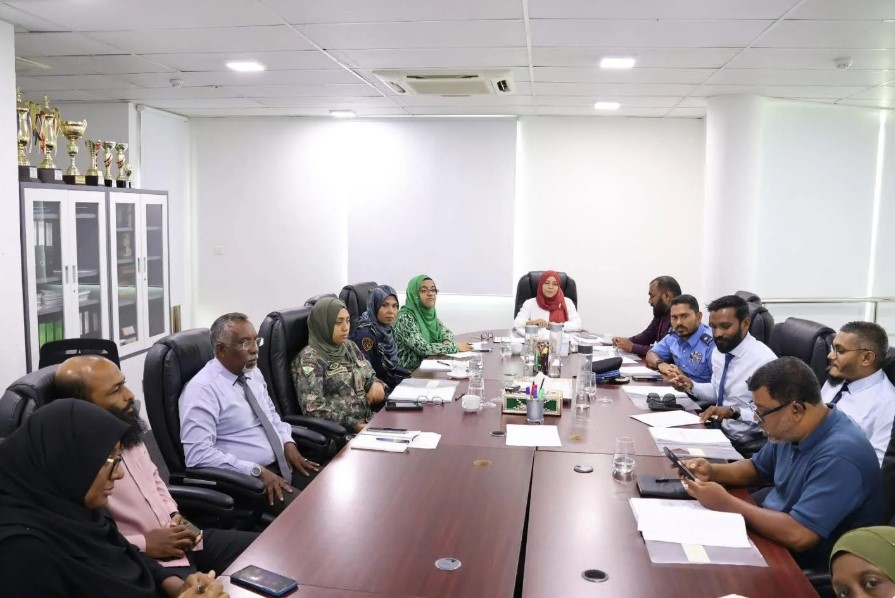 ފަރުވާގެ ނިޒާމަށް މީހުން އަވަހަށް ވެއްދުމާ ގުޅޭ ގޮތުން މަޝްވަރާކޮށްފި